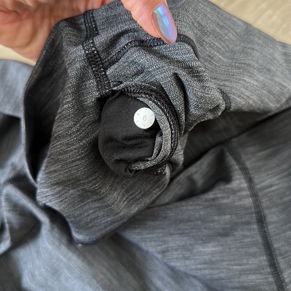 Lululemon Full Length Yoga Pants - Picture 5 of 5